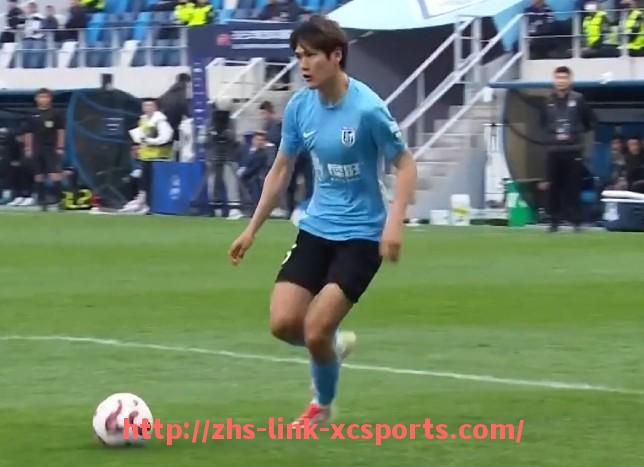 杏彩体育-2019赛季中超联赛积分榜全局分析与后半程走势预测