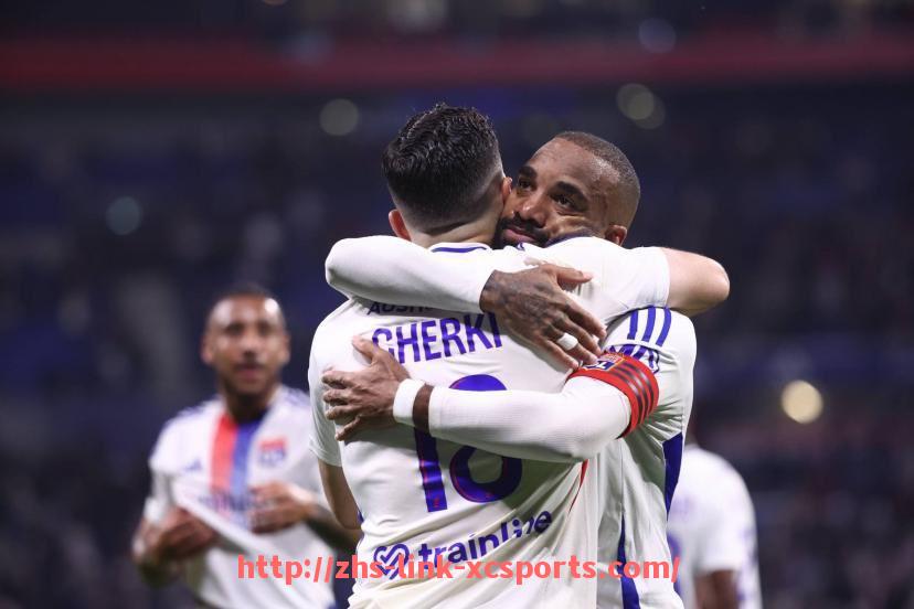 杏彩体育-法甲进攻球员动态及赛季表现追踪